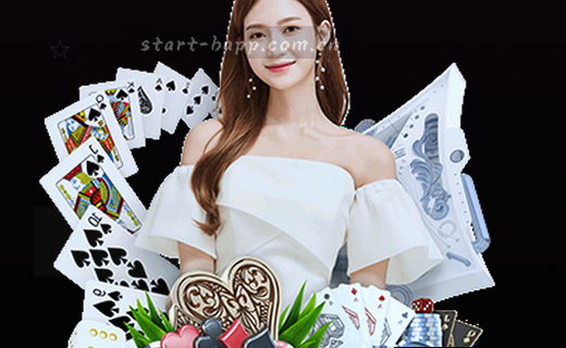 数据归档：历年文件夹整齐排列，标签清晰。